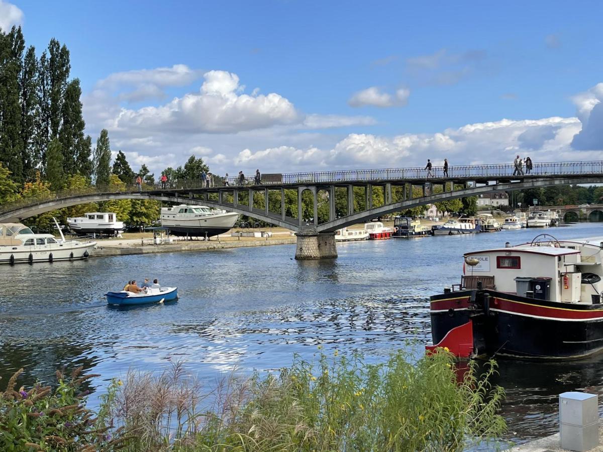 Appartement Le Cadet Roussel Auxerre Les Quais المظهر الخارجي الصورة