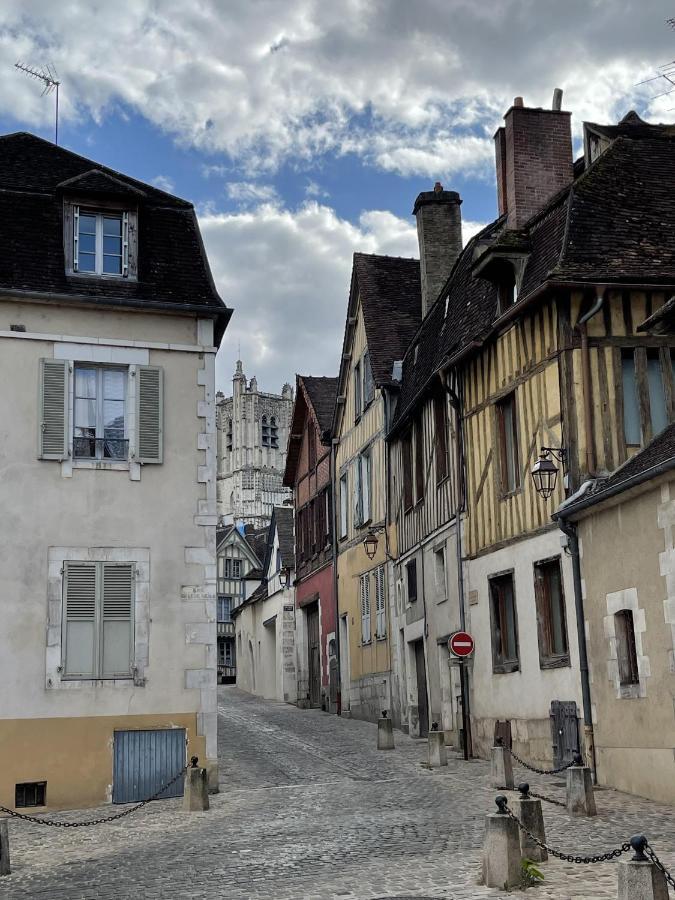 Appartement Le Cadet Roussel Auxerre Les Quais المظهر الخارجي الصورة